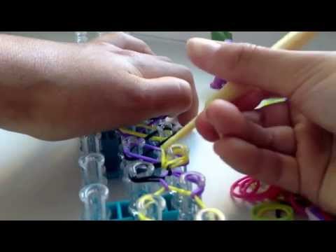 Видео: Как плести браслет из резинок- цепочку