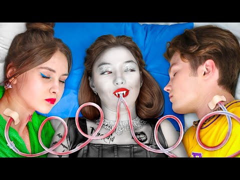 Видео: Меня Удочерили Вампиры || Обычные Родители VS Вампиры