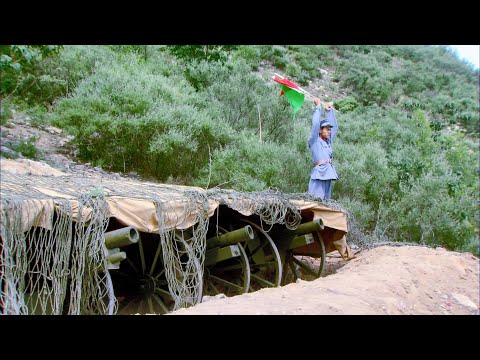 Видео: Китайские солдаты использовали 150 единиц тяжелой артиллерии для отражения японской армии.