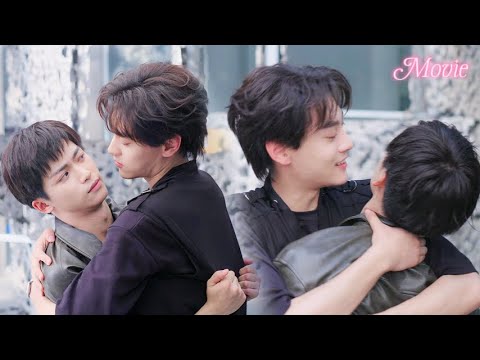 Видео: Дабао зла, Чычжэнь утешает неустанно! Вдруг поднимает её на водном кровати и изнемогает💦