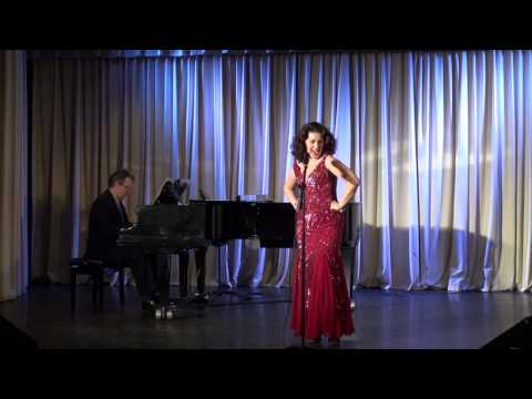 Видео: В. Кьяра "Гордая прелесть осанки"-поёт Лариса Павлова