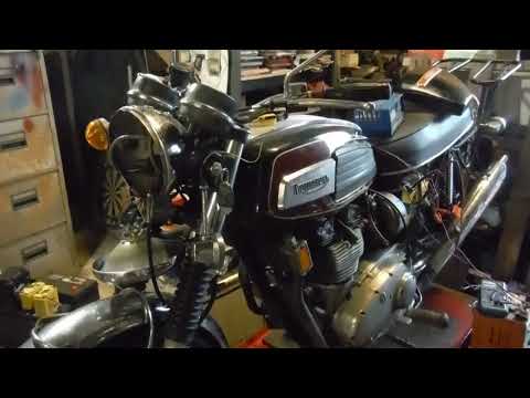 Видео: Triumph Trident - расследование странного поведения индикаторов.