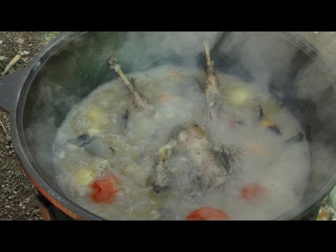 Видео: СУП ИЗ ГЛУХАРЯ С ЛЕСНЫМИ ГРИБАМИ ОХОТА НА УРАЛЕ СЮФ КУЛИНАРНАЯ ЭКСПЕДИЦИЯ СЕРГЕЯ ФЕДОРЧЕНКО