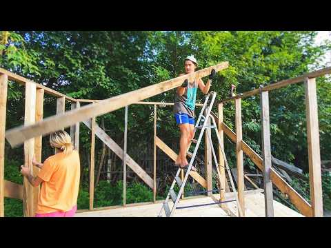 Видео: КАК ЭТО БЫЛО, СТРОИТЬ БАНЮ С ЖЕНОЙ | перегородка и полк