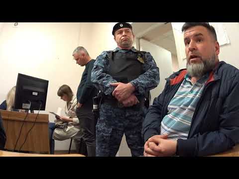 Видео: Hände hoch, russisches должник! Обыск, чтобы арестовать последнее, оставленное на нищую  жизнь! ФССП