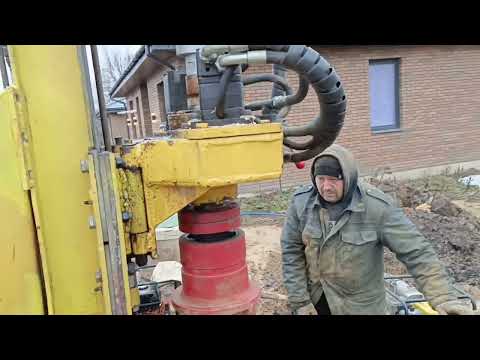 Видео: зимнее бурение на песок. " Там где другие бурят сотку" Хопилово Тула