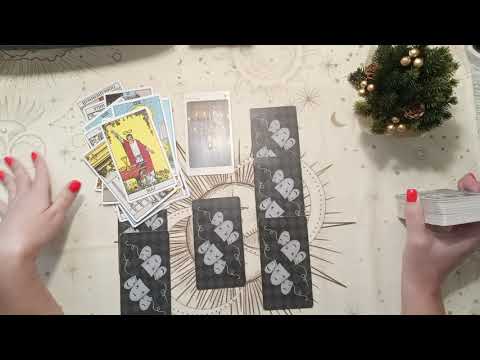 Видео: ВОДОЛЕЙ Он и Она - отношения: мысли, чувства, действия ДЕКАБРЬ 2025. таро