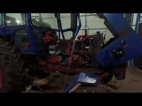 Видео: Знімаю палевну і форсунки на ЮМЗ щоб відвезти на ремонт.