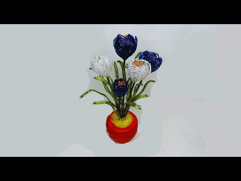Видео: Крокусы из бисера/Crocuses from beads