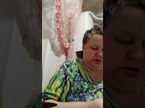 Видео: Содержимое стола и холодильника !!!