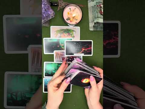 Видео: ОН в отношениях с другой❤️‍🩹 Что у них происходит⁉️С кем ОН останется⁉️#соперница #треугольник #таро