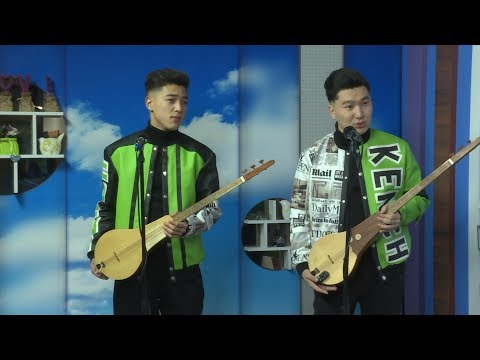 Видео: Дүйнөлүк хиттерди комуз күүсүнө салган "КЕНЧ" тобу