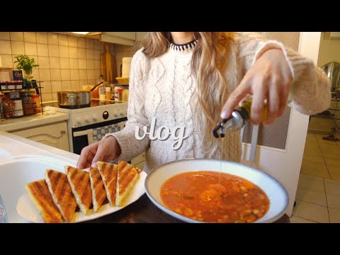 Видео: Уютные осенние дни 🍂: Готовим сытный суп 🍲 и традиционный тыквенный пирог 🥧