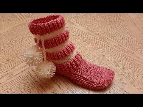 Видео: Новинка 2020 : Простые , удобные сапожки на двух спицах.