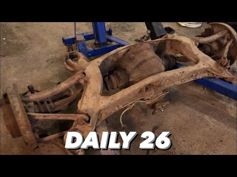 Видео: DAILY 26: РЕМОНТ КРЕПЛЕНИЙ ПОДРАМНИКА W124, СНЯТИЕ ПОДРАМНИКА MERCEDES W124