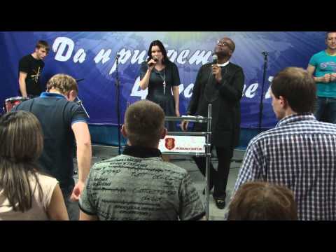 Видео: Анселм Мадубуко - Сверхъестественное благоволение часть2