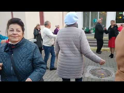 Видео: Я скучаю по тебе........... 27.10.24 Гомель парк Луначарского 🥰💫