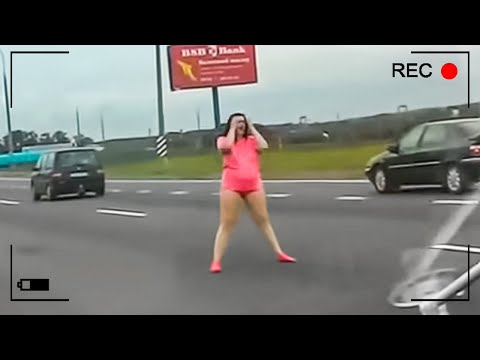 Видео: 40 Невероятных Моментов на Дорогах, Снятых на Камеру