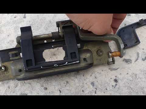 Видео: Как заменить заднюю дверную ручку на BMW E36