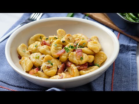 Видео: НЬОККИ. Итальянские картофельные клецки. Картофельные ньокки с беконом и спаржевой фасолью.