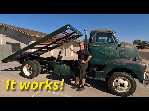 Видео: Установка гидравлического цилиндра и насоса для наклонного кузова Chevy COE.