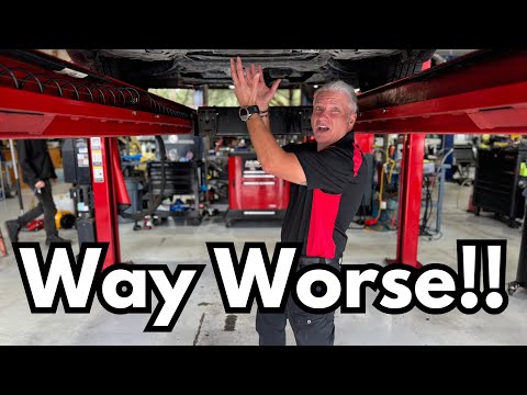 Видео: Они купили этот Nissan Sentra 2 месяца назад с горящей лампой Check Engine... Эта была жесткая!!