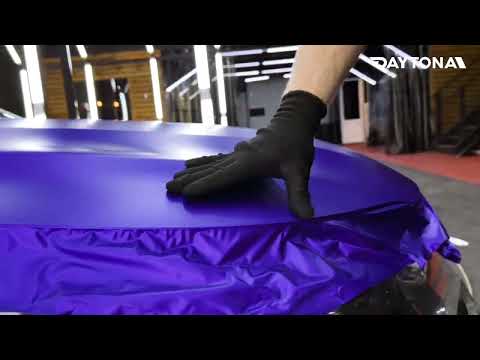 Видео: Инструкция по нанесению самоклеящейся пленки DAYTONA на автомобиль