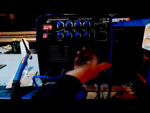 Видео: Обзор аппарата аргонодуговой сварки Aurora PRO INTER TIG 200 AC/DC PULSE (TIG+MMA)