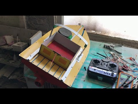 Видео: Ремонт, обзор кораблика для рыбалки Геркулес - interplastics - Павел Кеба