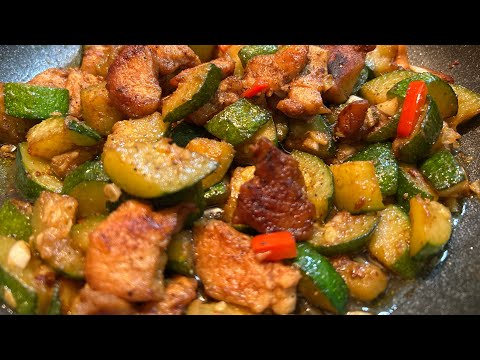 Видео: ВКУСНЫЙ РЕЦЕПТ КУРИЦЫ С ЧЕСНОЧНЫМ МАСЛОМ И цуккини!