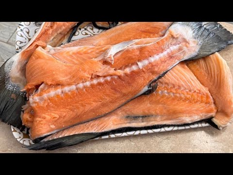 Видео: Готовим ТРИ блюда из ХРЕБТОВ ЛОСОСЯ! Вкусно и экономно!!!