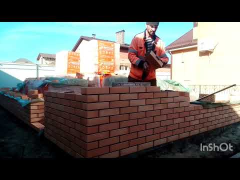 Видео: кладка кирпича- заводим большой угол