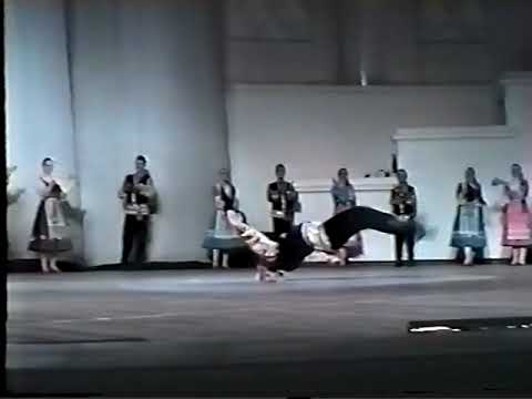 Видео: Ансамбль "Берёзка"