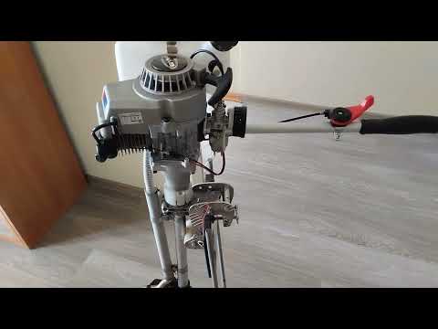 Видео: двигатель от мини скутера на лодочный мотор
