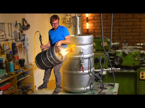 Видео: Теперь в плавках сила моя. История создания универсальной плавильни.