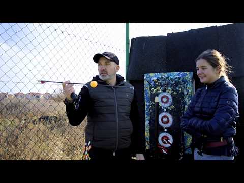 Видео: Блочный лук Hoyt Defiant  пробивает стальную трубу и 6см.древесины .