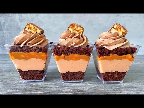 Видео: Десертные стаканчики Snickers - Десерт без выпечки. Очень Легко и Вкусно!