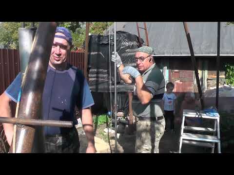 Видео: Скважина под глубинный насос. Пластиковая труба с фильтром 21 метр.