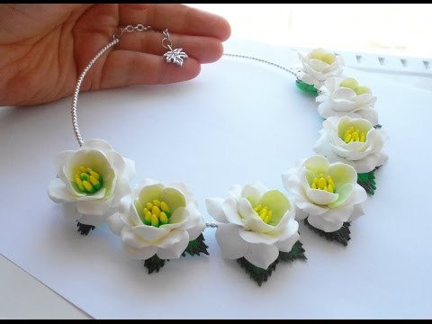Видео: СБОРКА КОЛЬЕ С ЭУСТОМАМИ из полимерной глины FIMO