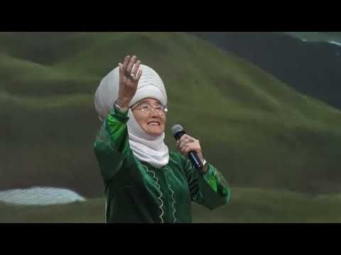 Видео: Динар Мамбетакунова Манас гимни