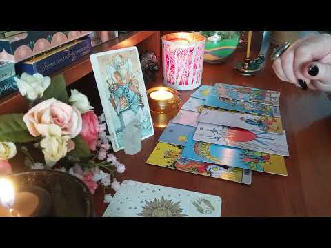 Видео: 4 КОРОЛЯ 🤴 что хочет сказать но не скажет,вы его глазами сейчас☀️🙊💯❤️💜таро#tarot