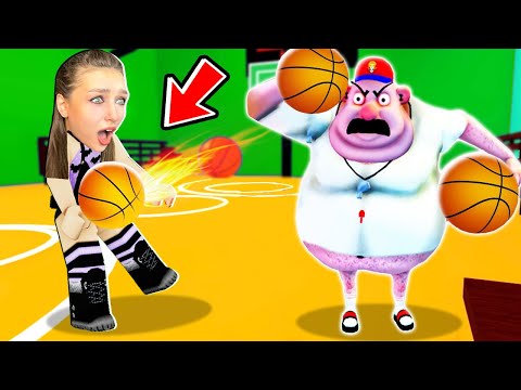 Видео: МЕНЯ ПРЕСЛЕДУЕТ ФИЗРУК в ROBLOX ! 😱 СБЕГИ от ФИЗРУКА Роблокс