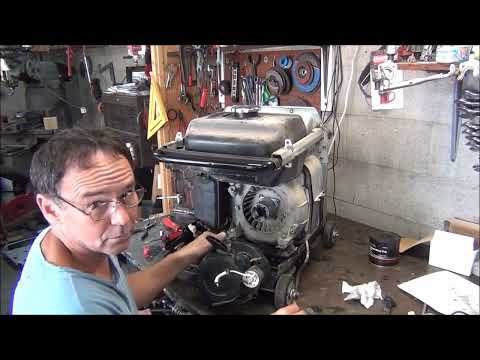 Видео: Ещё одно видео о HondaEU3000is. Замена стартера, его узла и привода распредвала.