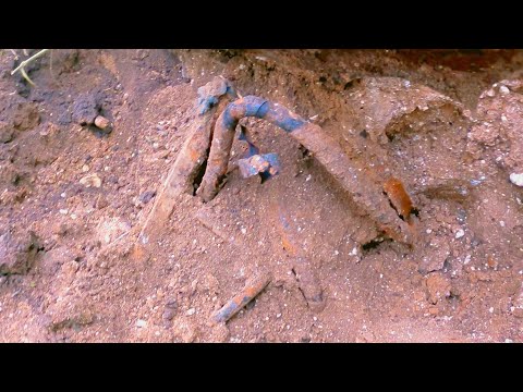 Видео: Огромнейший кабель ,как бы его забрать? #металлокоп #коп металла #где копать металл