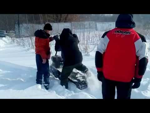 Видео: Миниснегоход на 380 гусенице, сноубайк 450кубиков