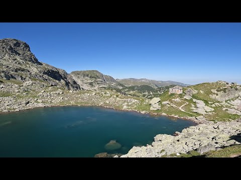 Видео: [Hike] Страшно езеро и страшни върхове | Rila mountain "scary" lake hike