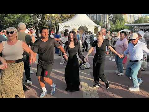 Видео: С Днём Рождения Юрий М)))... 🎉🎉🎉💝💝💝🍾🍾🍾🥂🥂🥂... 19.07.25...
