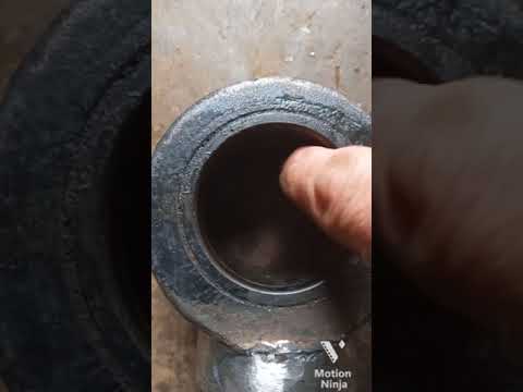 Видео: Ремонт и установка цилиндра поворота стрелы