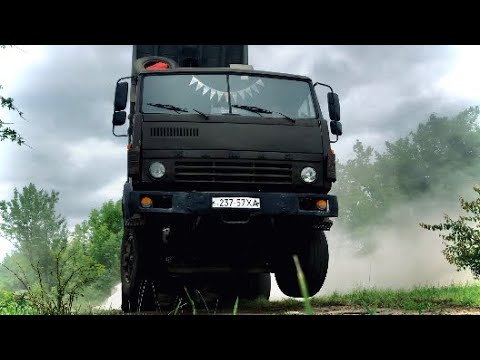 Видео: Встал на дыбы меняю колёса еду на дальнобой Юный камазист камаз 55111