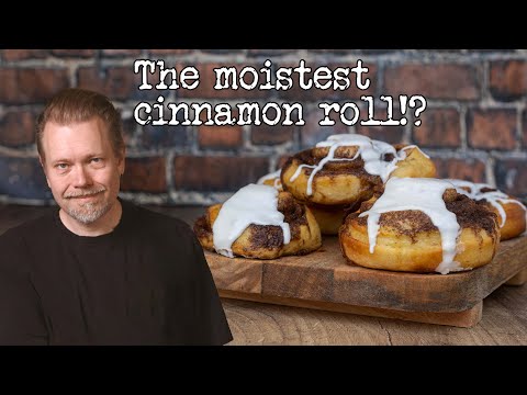 Видео: Лучший рецепт булочек с корицей на закваске во Вселенной | Foodgeek Baking